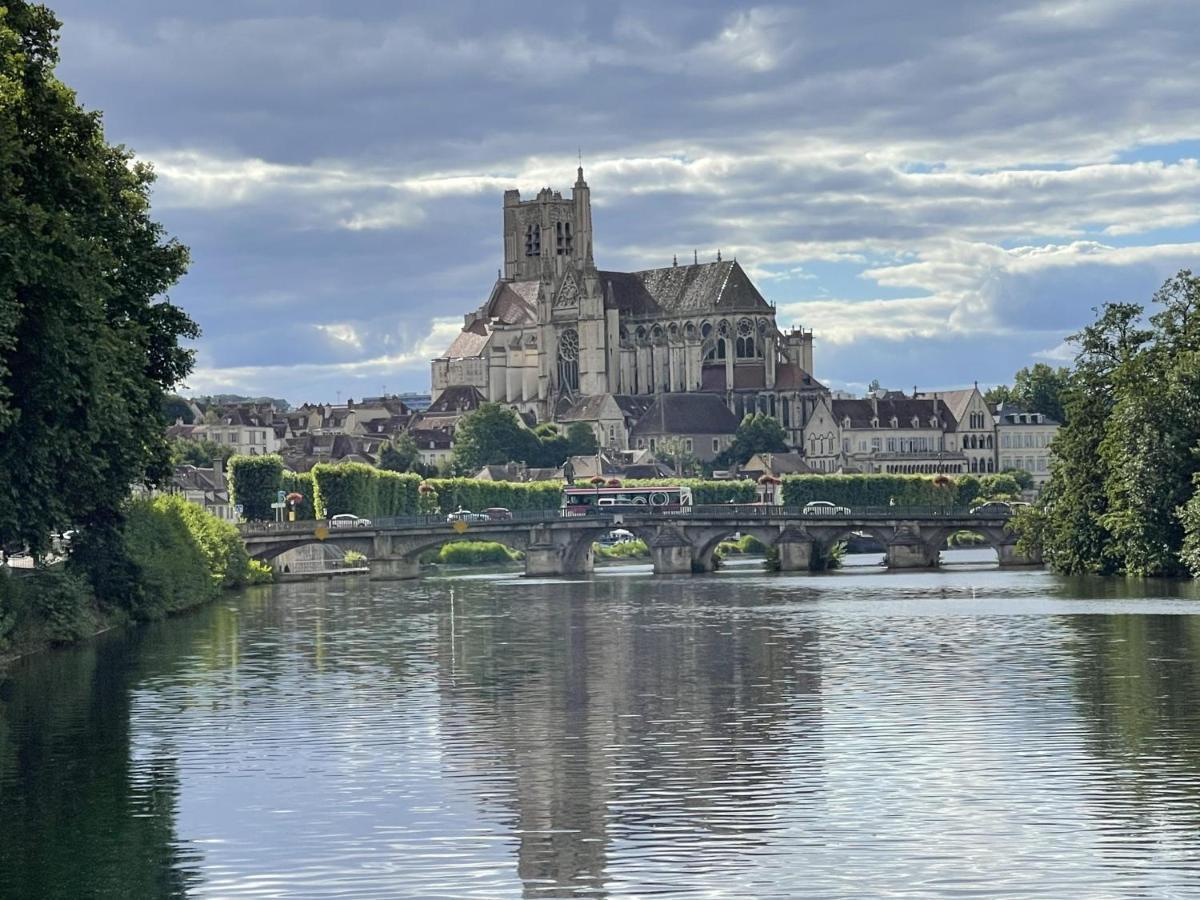 Le Pigeonnier Centre Historique Auxerre Apartment Ngoại thất bức ảnh